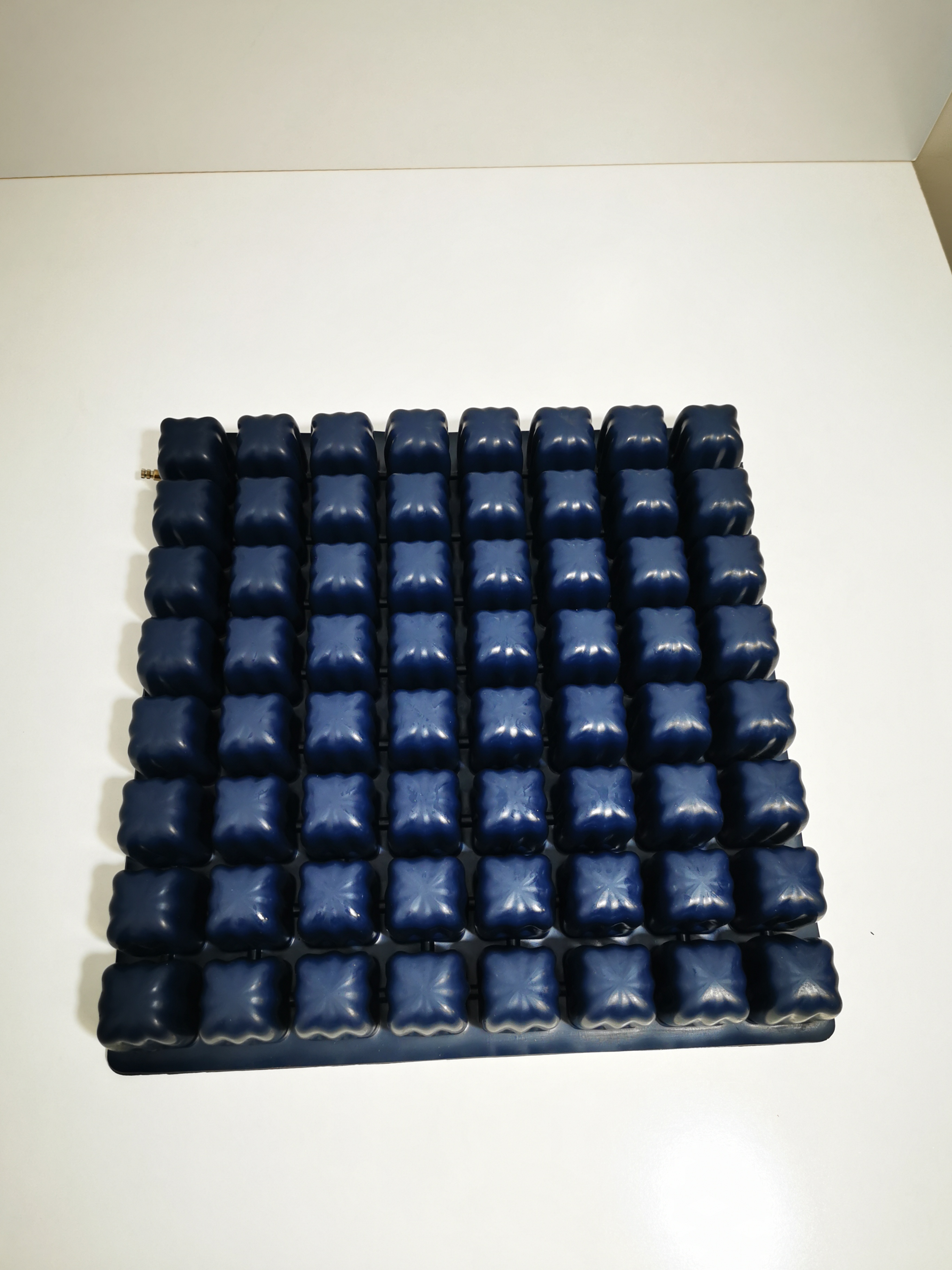 VARI AIR CUSHION SINGLE VALVE( 8 x 8, 9 x9) CELLS INCLUDES PUMP & UPDATED COVER